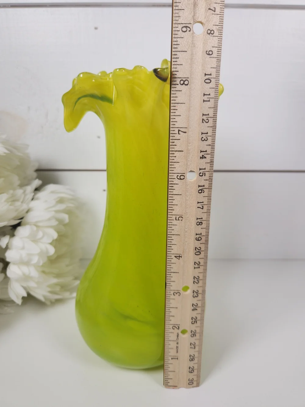Vintage Lime Green Hand Blown Glass Art Vase w/ Ruffled Edge 8.5